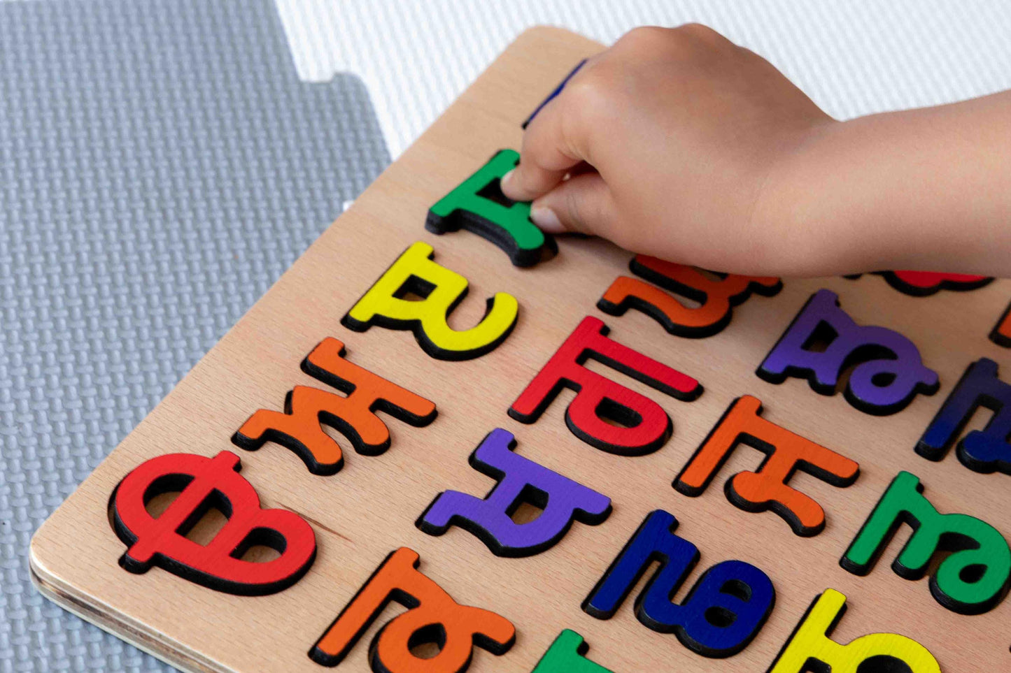 Knotty Alphabet Punjabi Board